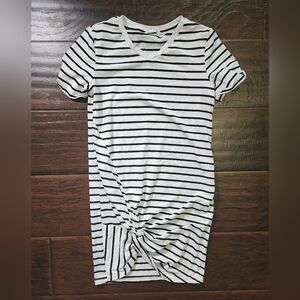 Shein Girls Long Tee Front Knot Striped Top 9Y